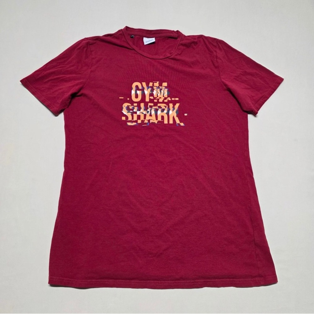 Gymshark Men Glitch Graphics T-Shirt Large Slim Burgundy Pullover Short Sleeve